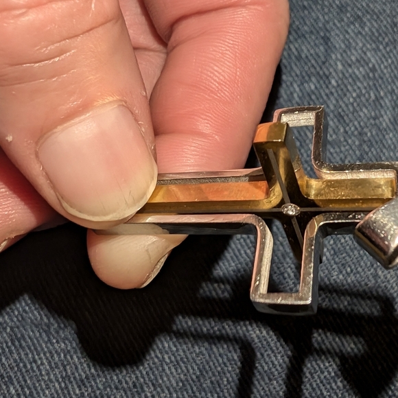 Gold Tone Silver Tone Rhinestone Spinner Cross Pendant - Picture 11 of 11